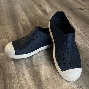 Native Shoes Kids Water Shoes - Navy and White